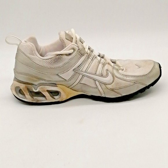 Nike Air Max Womens Low Top Sneaker Silver‎ Lace Up Wedge Padded Collar 8.5 - Picture 2 of 10